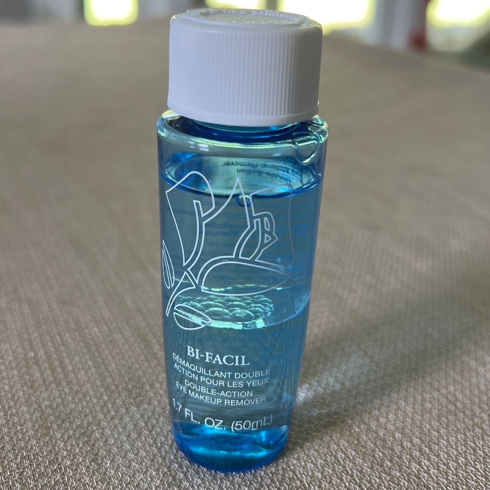 Lancome Bi-Facil Double-Action Eye Makeup Remover NEW 1.7 oz/50 ml - TRAVEL SIZE